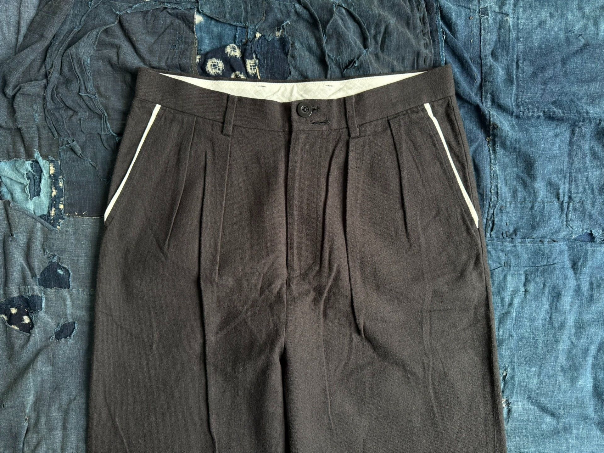 Undercover Undercover Orange Dress Pants Size US 26 / EU 42 - 3 Thumbnail