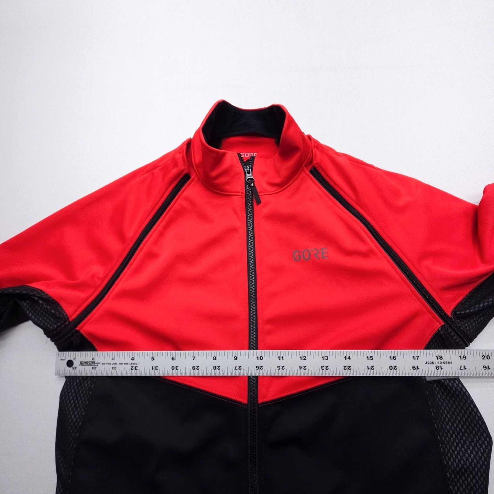GOREWEAR Gore Gorewear Phantom Windstopper Jacket Mens M Red Black Convertible Cycling Windbreaker Colorblock Multicolor Long Sleeve Full Zip Size US M / EU 48-50 / 2 - 7 Thumbnail