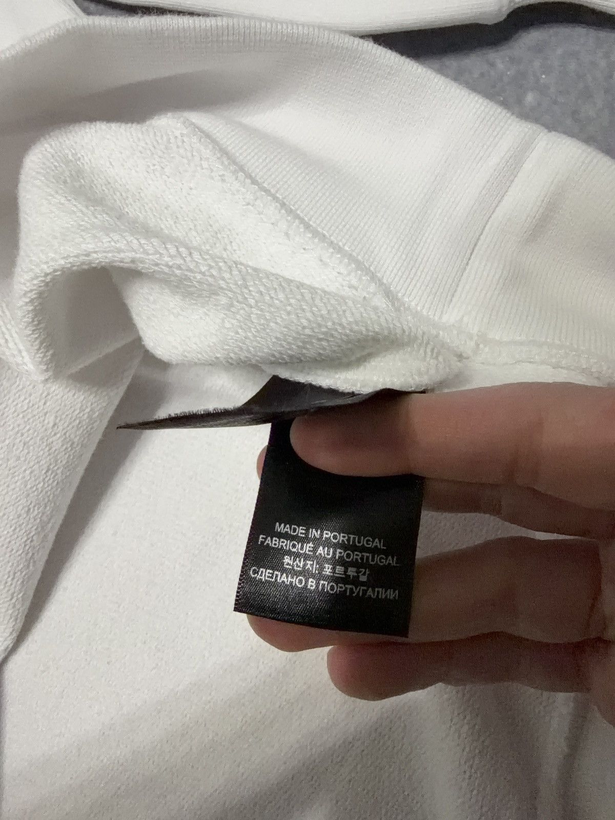 Vetements Vetements Translation Hoodie Rainbow White Size US S / EU 44-46 / 1 - 10 Thumbnail