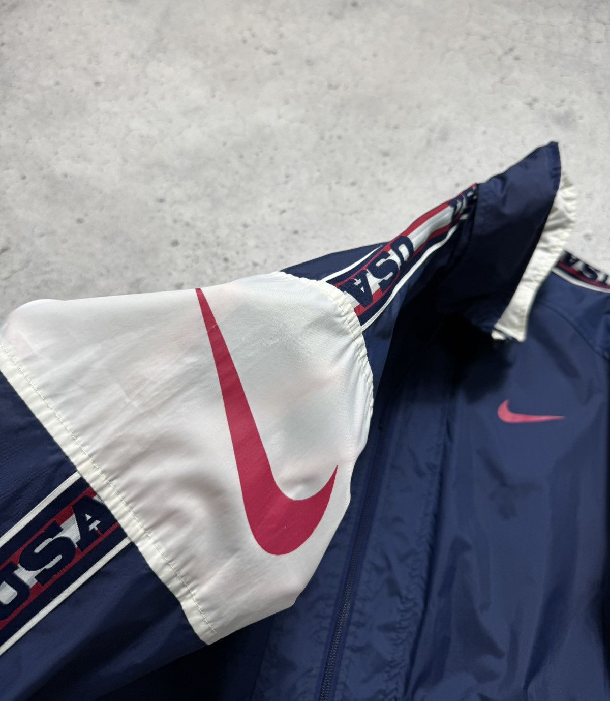 Nike Vintage 90’s Nike Nylon Jacket USA Size US S / EU 44-46 / 1 - 7 Thumbnail