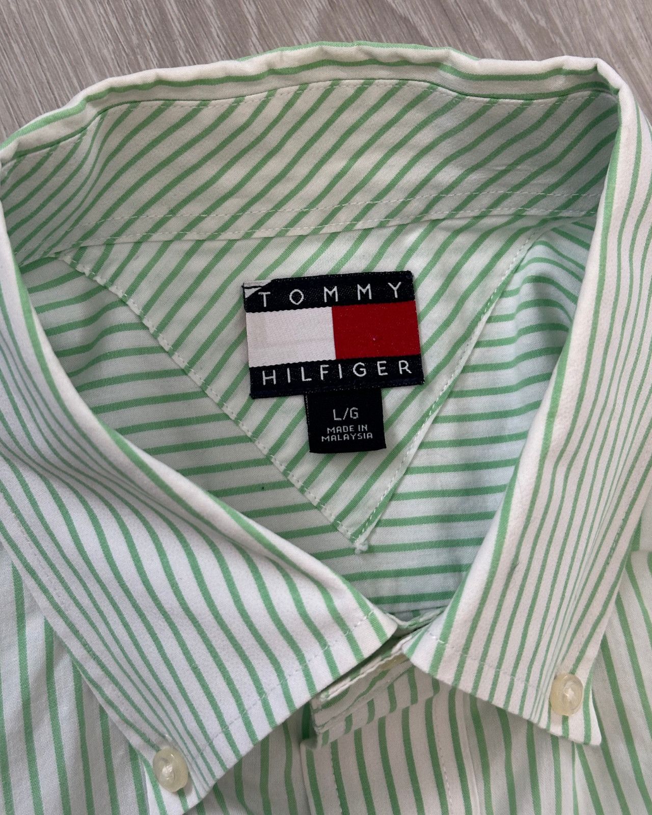 Tommy Hilfiger Vintage Tommy Hilfiger Striped Button-Up Dress Shirt - Large Size US L / EU 52-54 / 3 - 6 Thumbnail