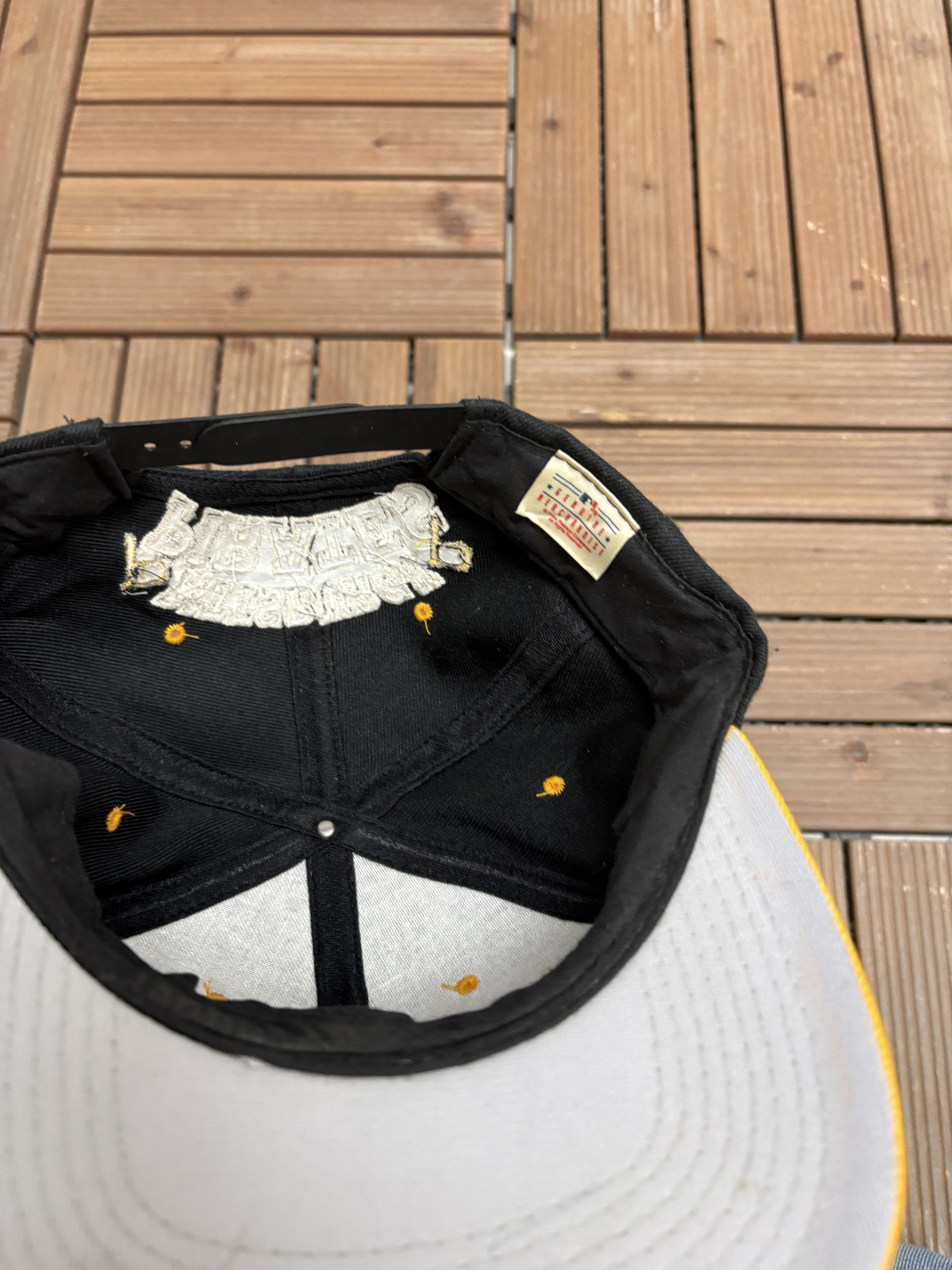 Vintage Pittsburgh Pirates Vintage Black Snap Back Hat Cap Size ONE SIZE - 6 Thumbnail