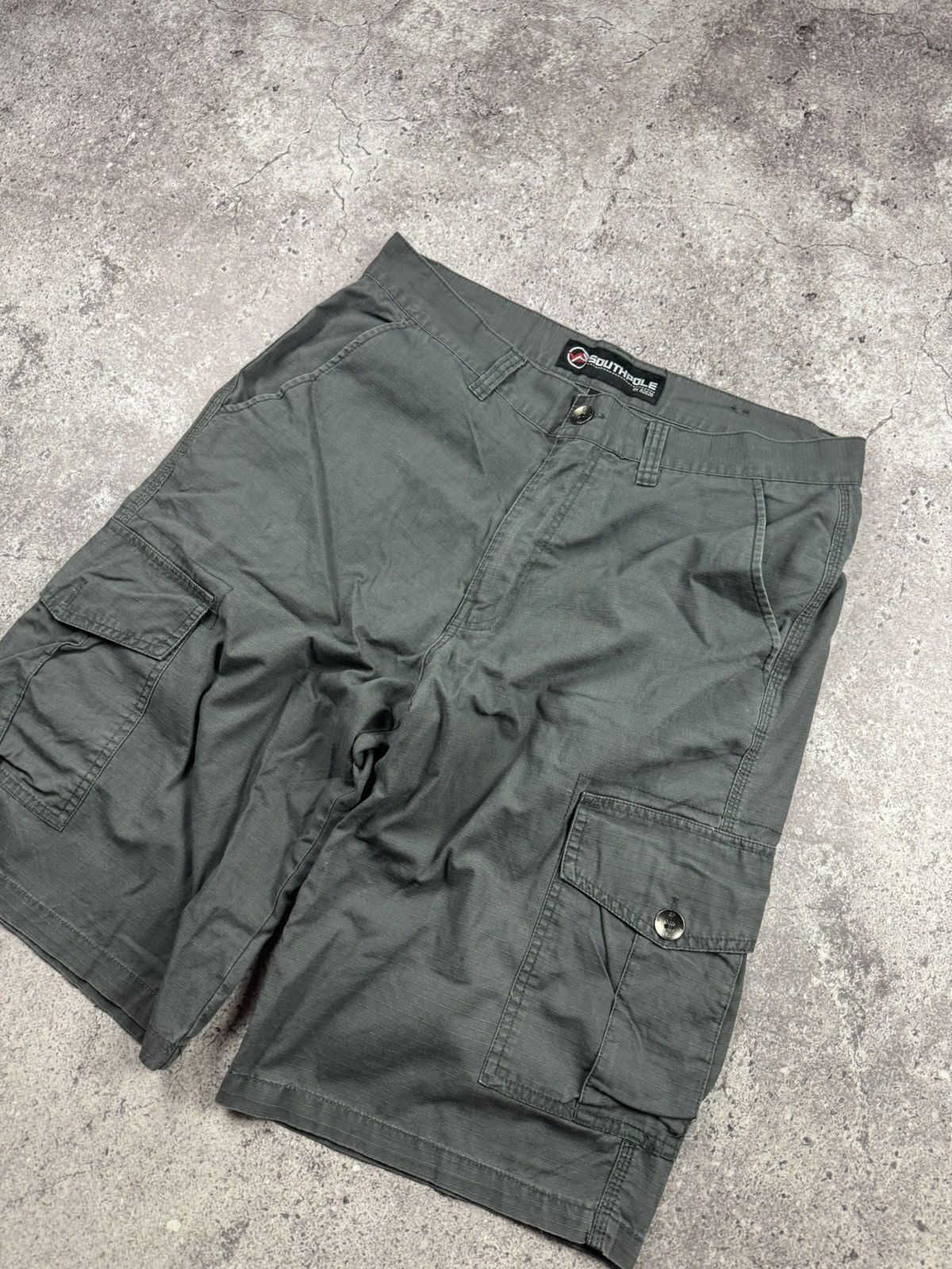 Southpole Crazy Vintage Y2K/00s Baggy Skater Southpole Cargo Shorts! Size US 32 / EU 48 - 2 Thumbnail