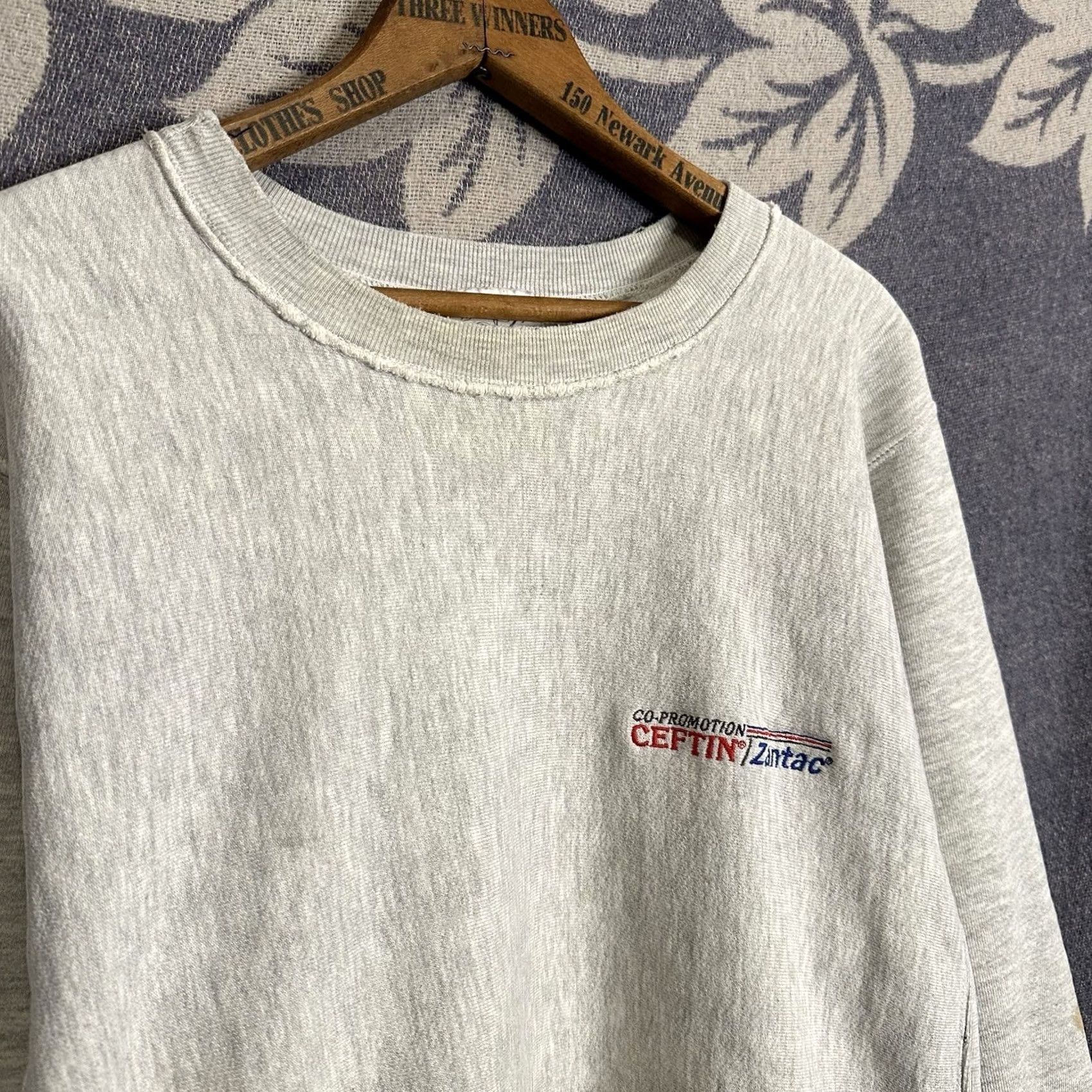 Vintage VINTAGE 90s Reverse Weave Sweatshirt Mens XL Gray Crew Neck Pullover Heavyweight Distressed USA Made Size US XL / EU 56 / 4 - 2 Thumbnail