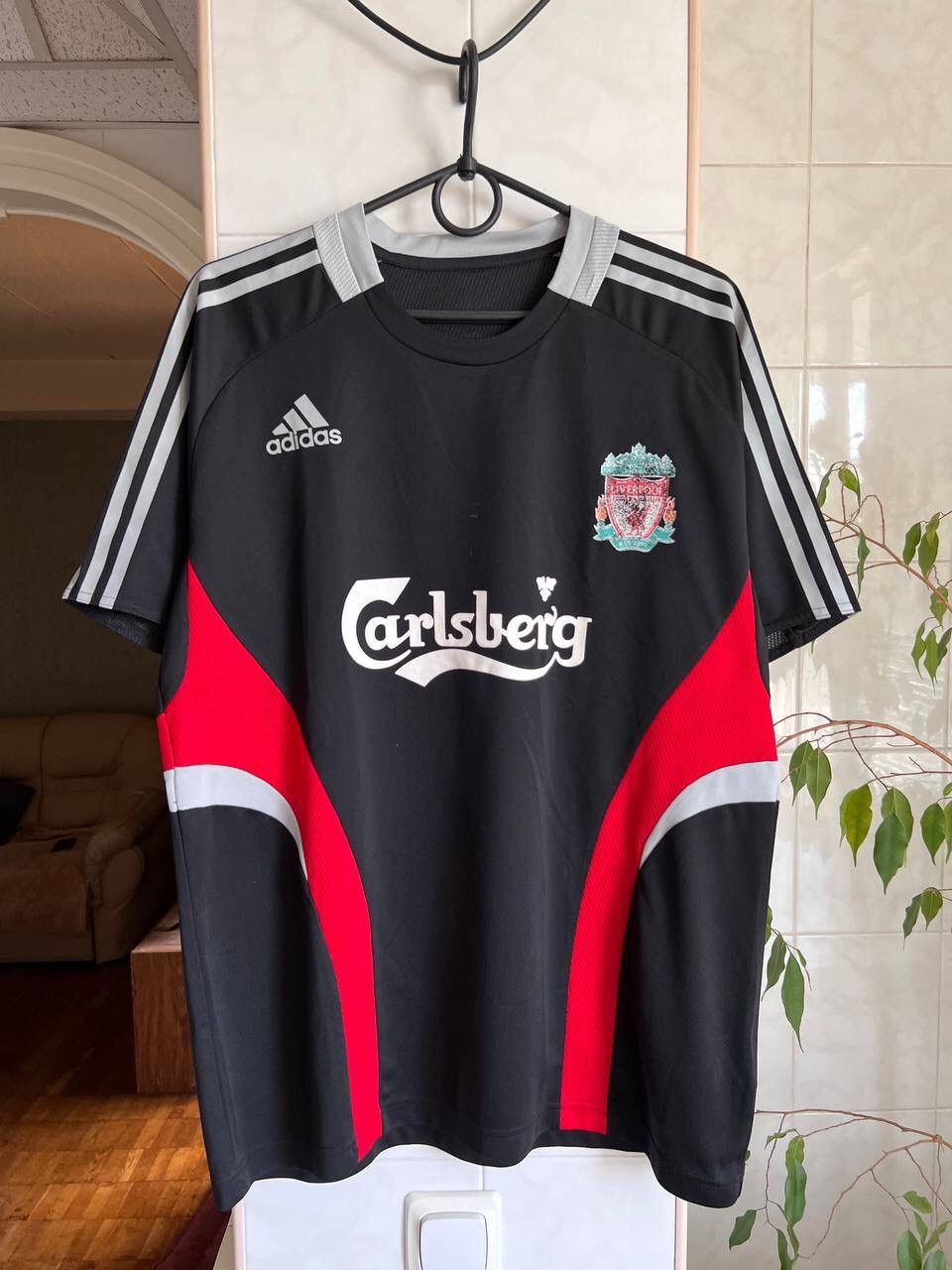 Adidas × Vintage Vintage Adidas Liverpool Soccer Jersey Tee T Shirt Size US M / EU 48-50 / 2 - 1 Thumbnail