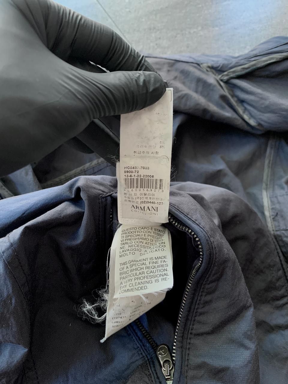 Armani Collezioni FREE TAX! Metalic Fibre Track Jacket Size US M / EU 48-50 / 2 - 13 Thumbnail