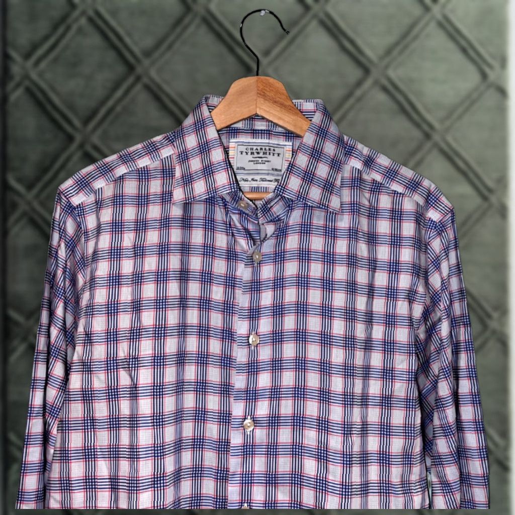 charles tyrwhitt dress shirts Charles Tyrwhitt Silver Grey Button-Down Collar Non-Iron Stretch Oxfor –  Taelor.Style main image 0