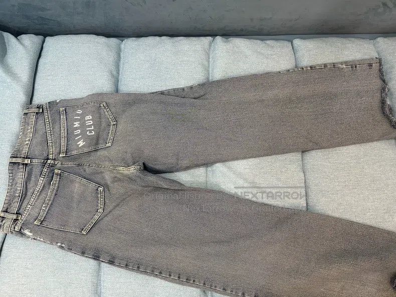 Miu Miu Miu Miu 25 High waist denim trousers Size 25" / US 0 / IT 36 - 2 Thumbnail