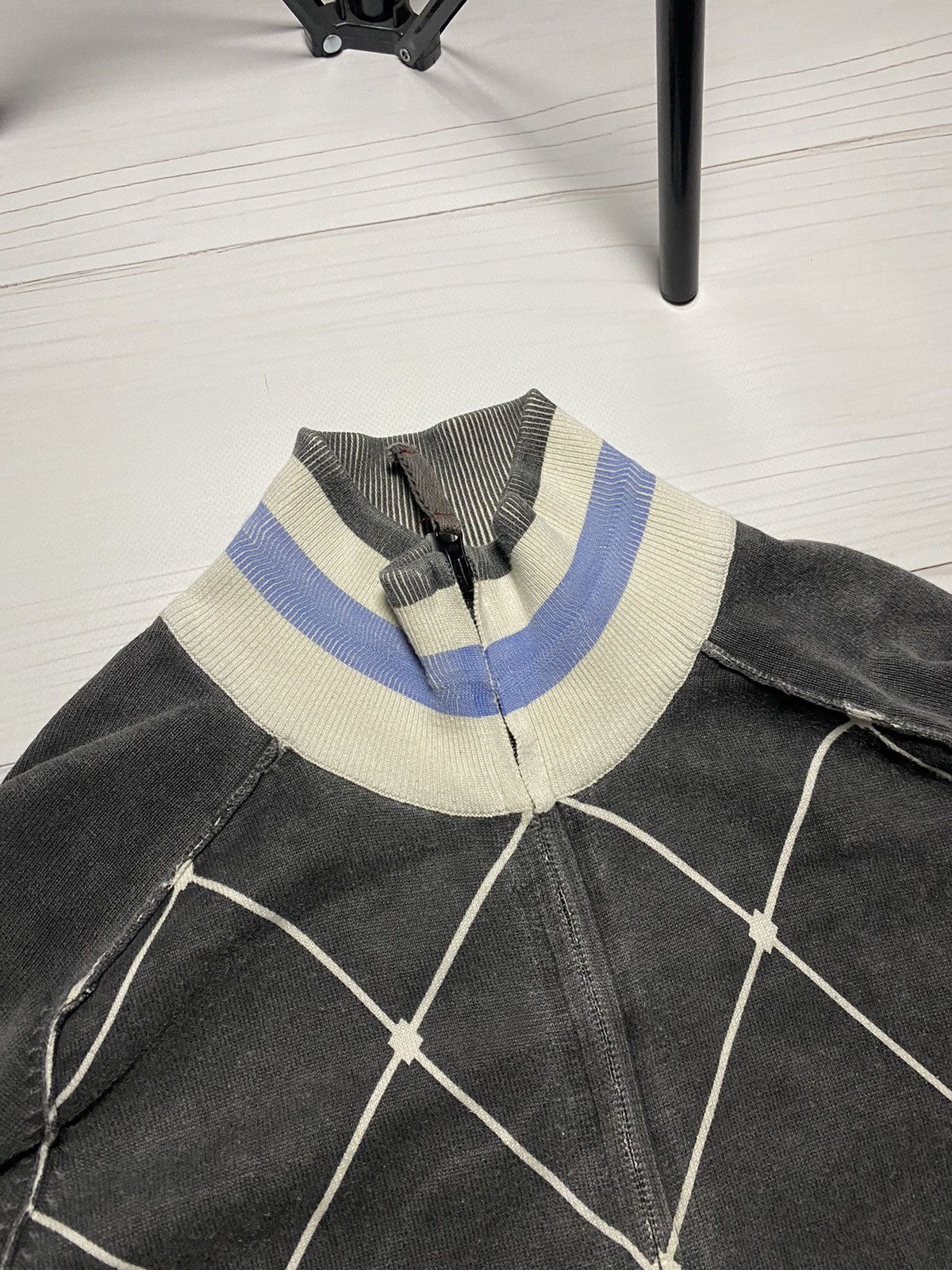 Armani × Vintage Vintage Armani Distressed faded full zip A J sweatshirt Size US S / EU 44-46 / 1 - 13 Thumbnail