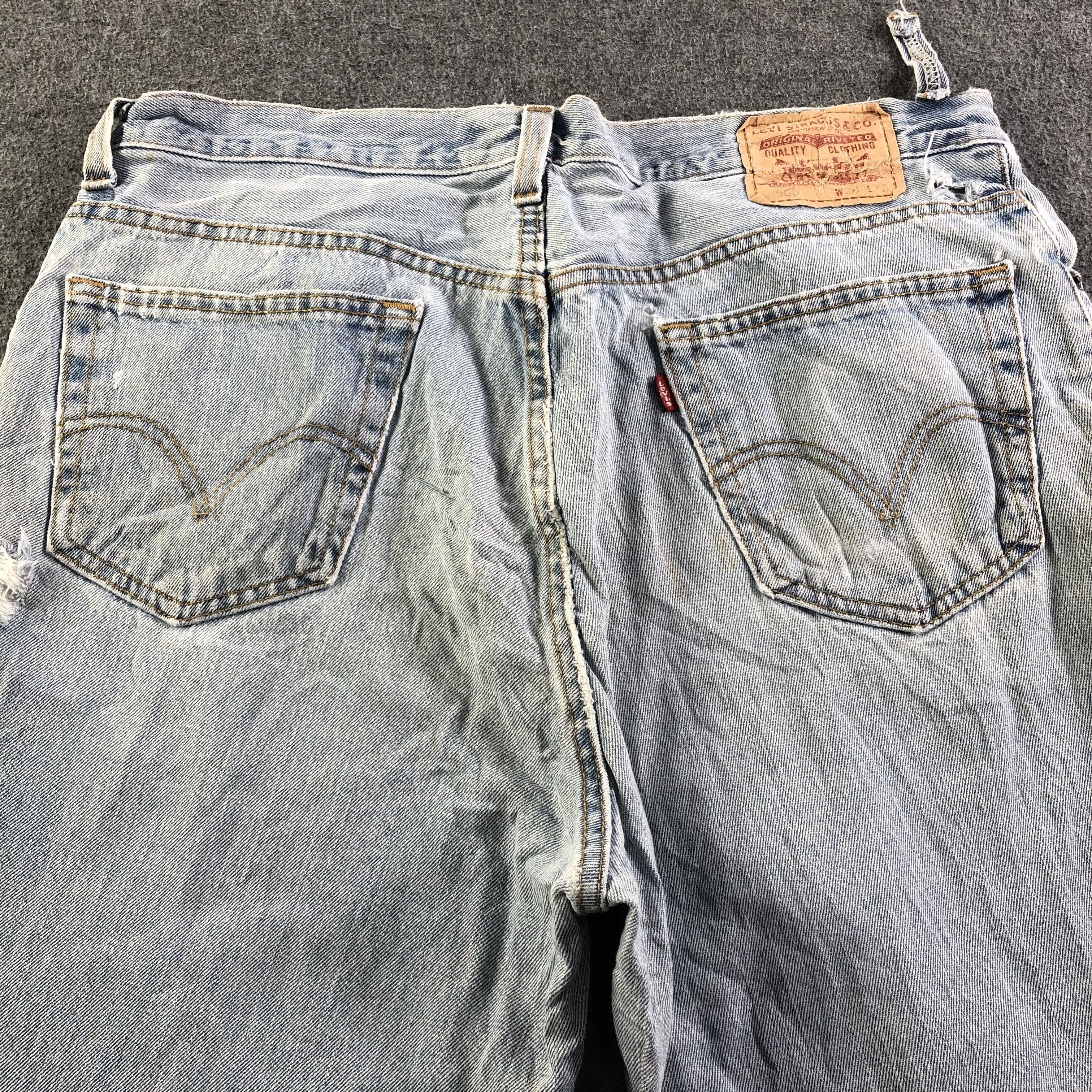 Levi's Vintage Levis 560 Jeans-J3174 Size US 37 - 4 Thumbnail