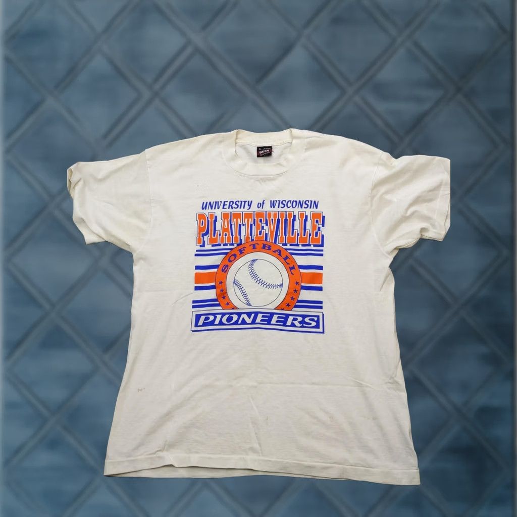 Fruit Of The Loom VINTAGE Fruit Of The Loom UW Platteville Softball Shirt XL Men Single Stitch USA Size US XL / EU 56 / 4 - 1 Thumbnail