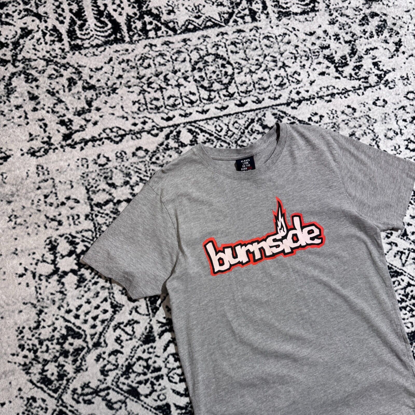 Vintage Vintage Unisex Gray Cotton T-Shirt Size L Burnside Hookups Size US L / EU 52-54 / 3 - 3 Thumbnail