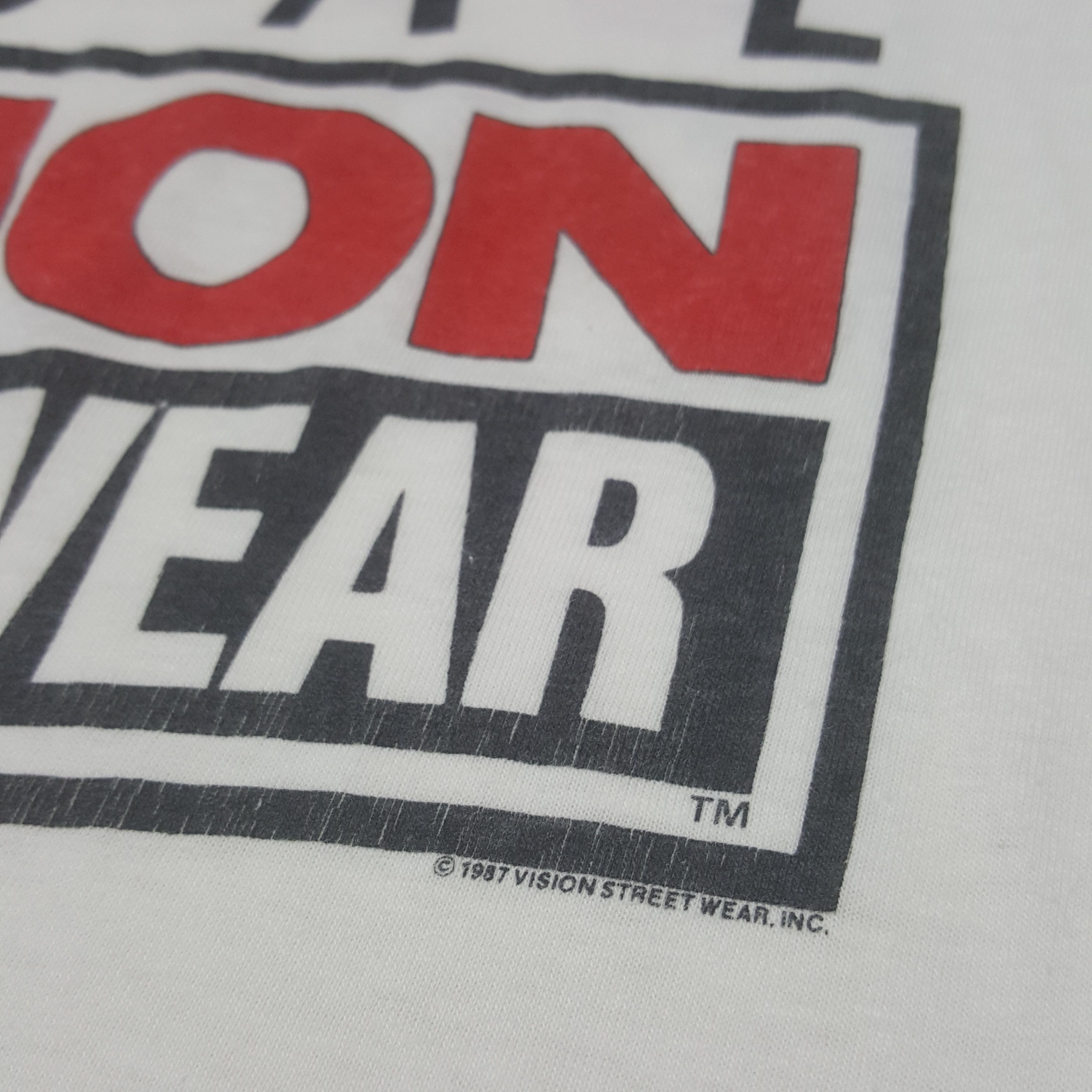 Vision Streetwear Vintage 1987 Vision Streetwear Skateboard Tshirt Size US M / EU 48-50 / 2 - 7 Thumbnail
