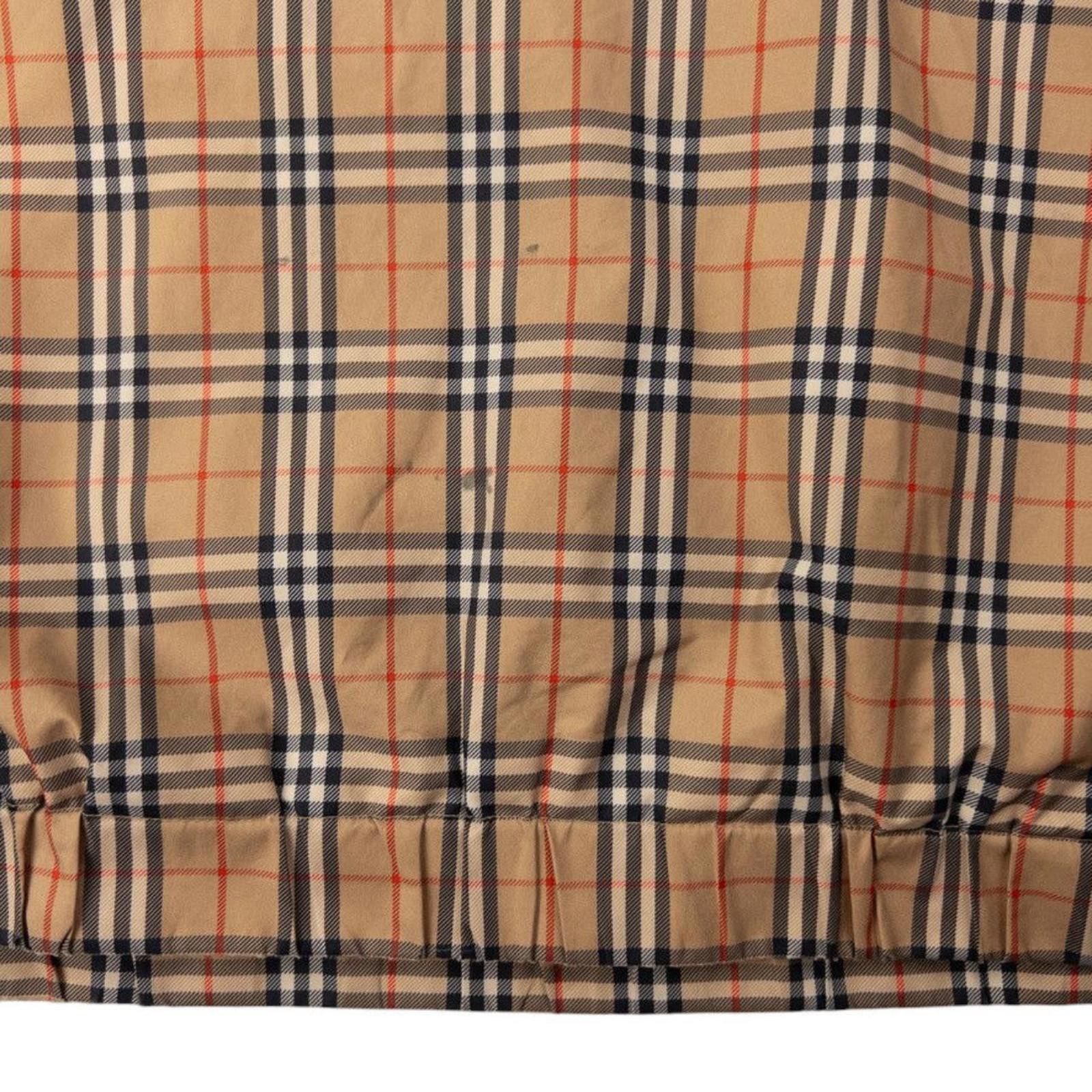 Burberry Vintage Burberry Nova Check Goretex Q Zip Jacket Size L Size US L / EU 52-54 / 3 - 7 Thumbnail
