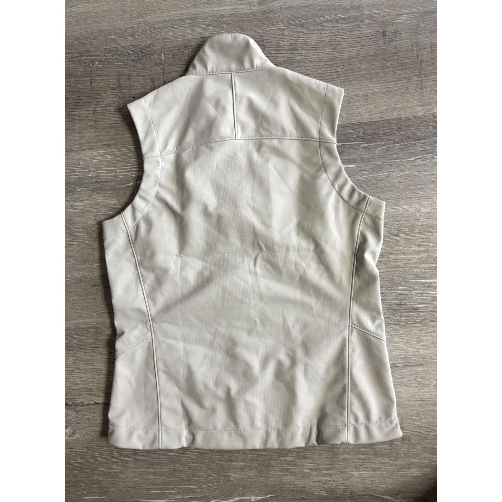 Patagonia Patagonia Vest Womens Medium Gray Softshell Full Zip Pockets Logo Outdoor Size M / US 6-8 / IT 42-44 - 5 Thumbnail
