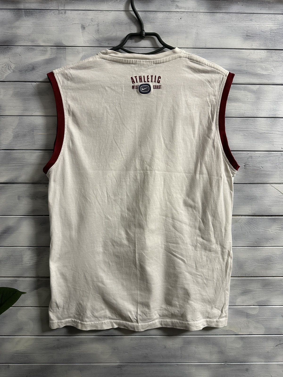 Nike Rare Vintage Tee Nike Athletic West Coast Big Logo Swoosh Size US S / EU 44-46 / 1 - 5 Thumbnail