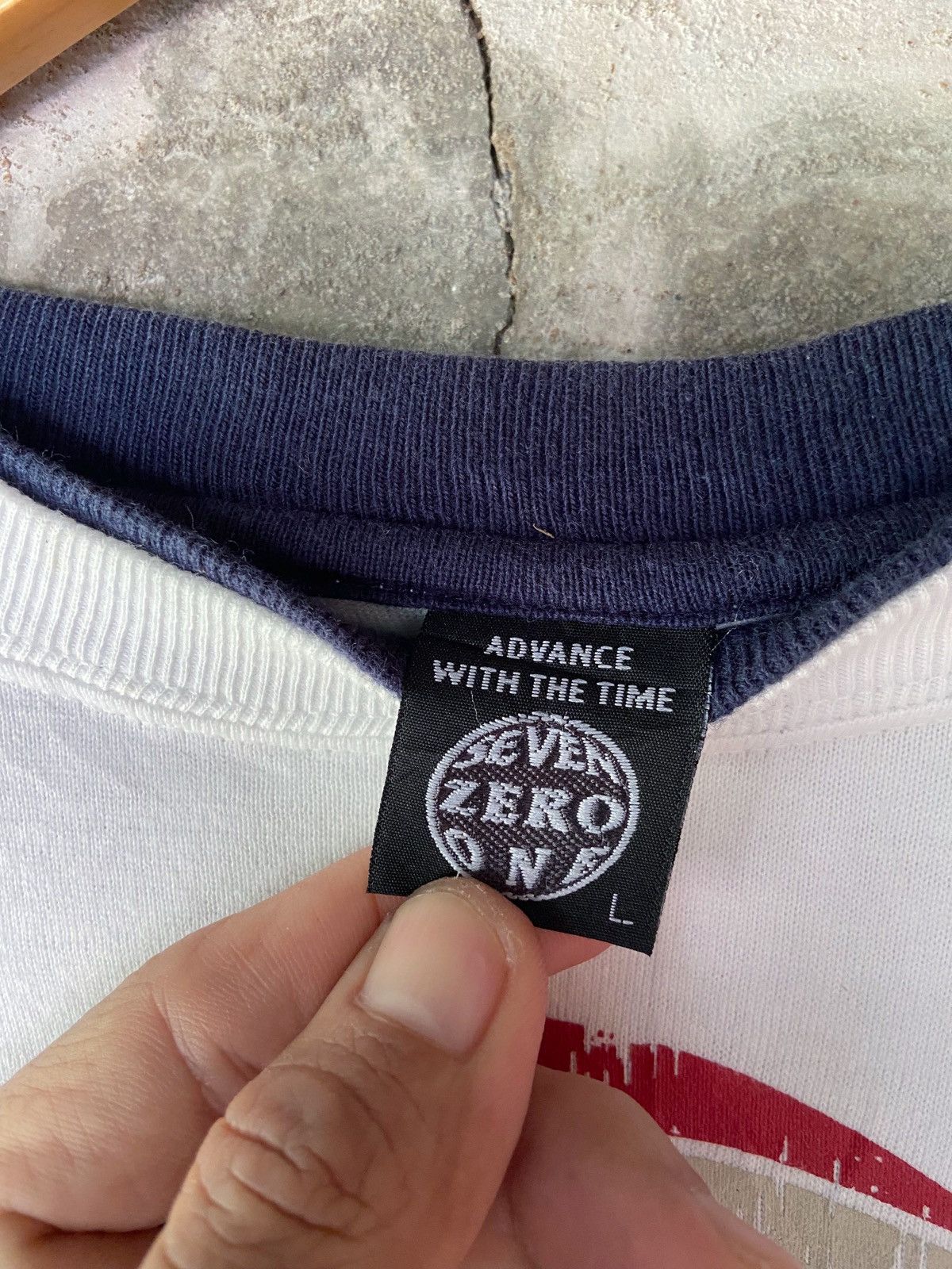 Japanese Brand WORLD HAS EXPANDED ALLURING ME TO ADVENTURE LONG SLEEVE Size US M / EU 48-50 / 2 - 9 Thumbnail