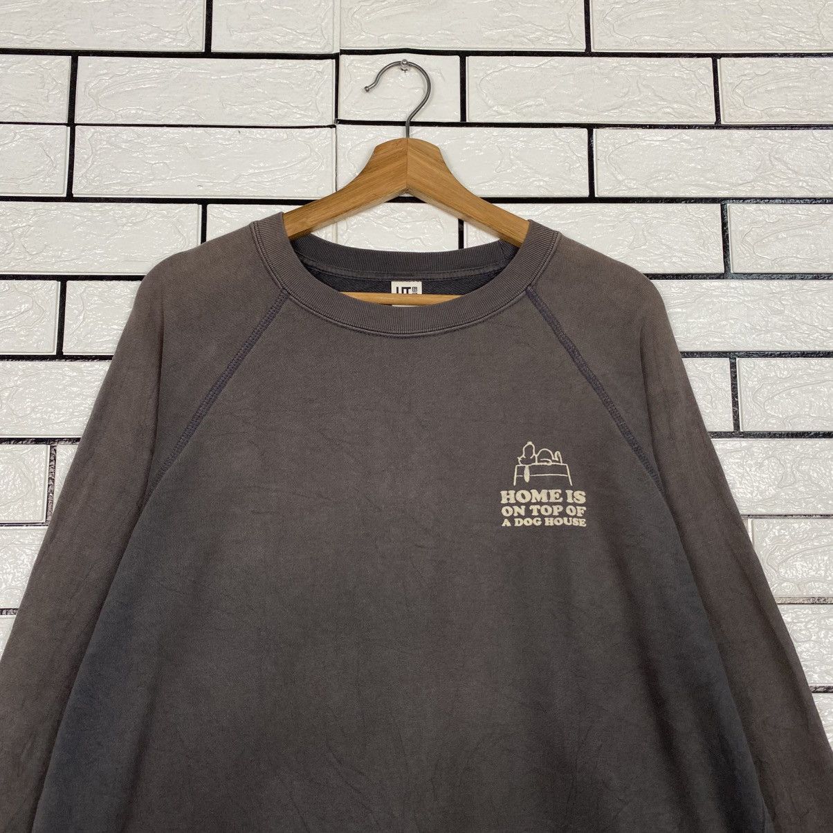 Japanese Brand 📌Vintage Sweatshirt UT Peanuts Big Logo Size US M / EU 48-50 / 2 - 4 Thumbnail