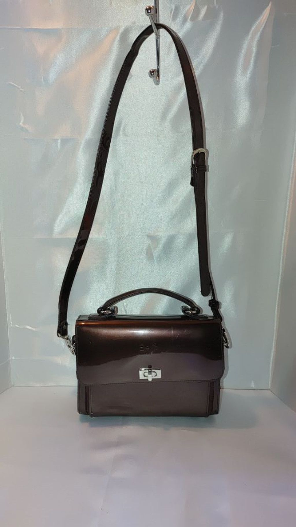 Being Hunted Beijo Metallic Purple Patent Leather Crossbody w. Built Size ONE SIZE - 2 Thumbnail