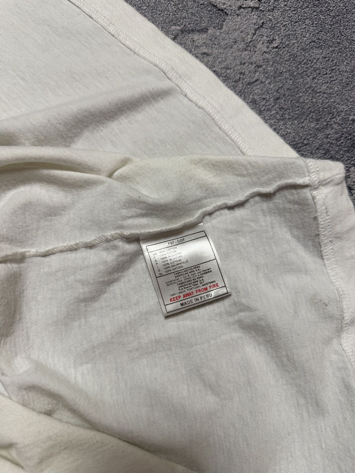 Nike × Vintage Vintage Nike tee big logo rare size M Size US M / EU 48-50 / 2 - 6 Thumbnail