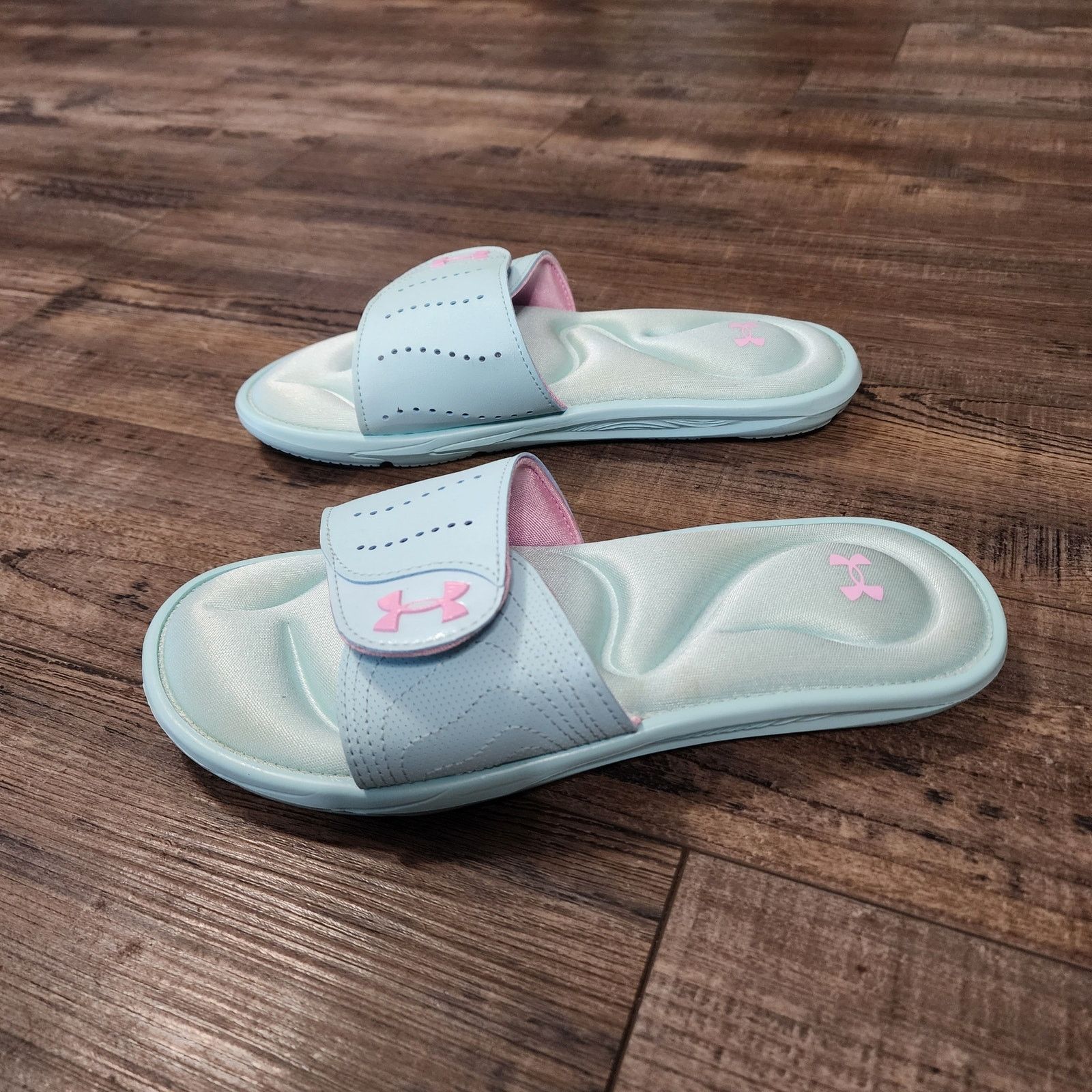 Under Armour Under Armour Ignite IX W SZ 7 blue pink slides Pre-owned SH2 Size US 7 / IT 37 - 3 Thumbnail