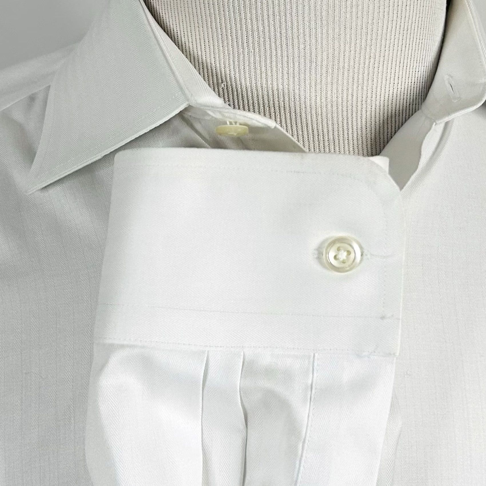 Joseph Abboud Joseph Abboud Dress Shirt White Herringbone 100% Cotton 15 34/35 No Wrinkles Formal Business Men Shirt Size 40R - 4 Thumbnail
