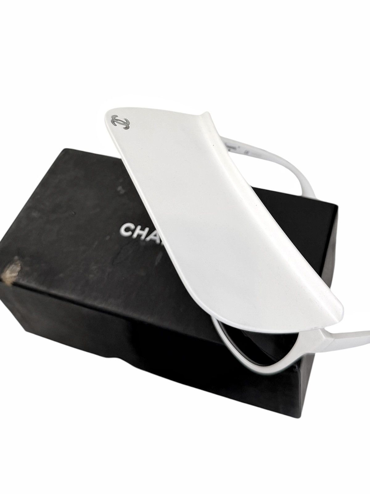 Chanel RARE Flip Visor White Sunglasses Size ONE SIZE - 7 Thumbnail