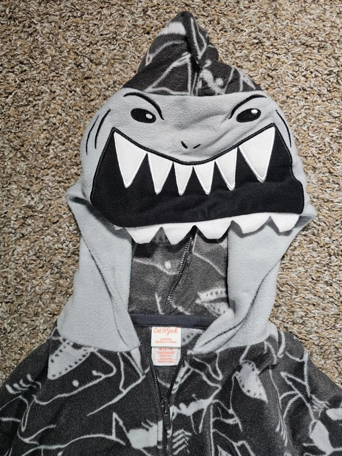 Other Cat & Jack M 8-10 Shark Hooded Pajama Size ONE SIZE - 2 Thumbnail