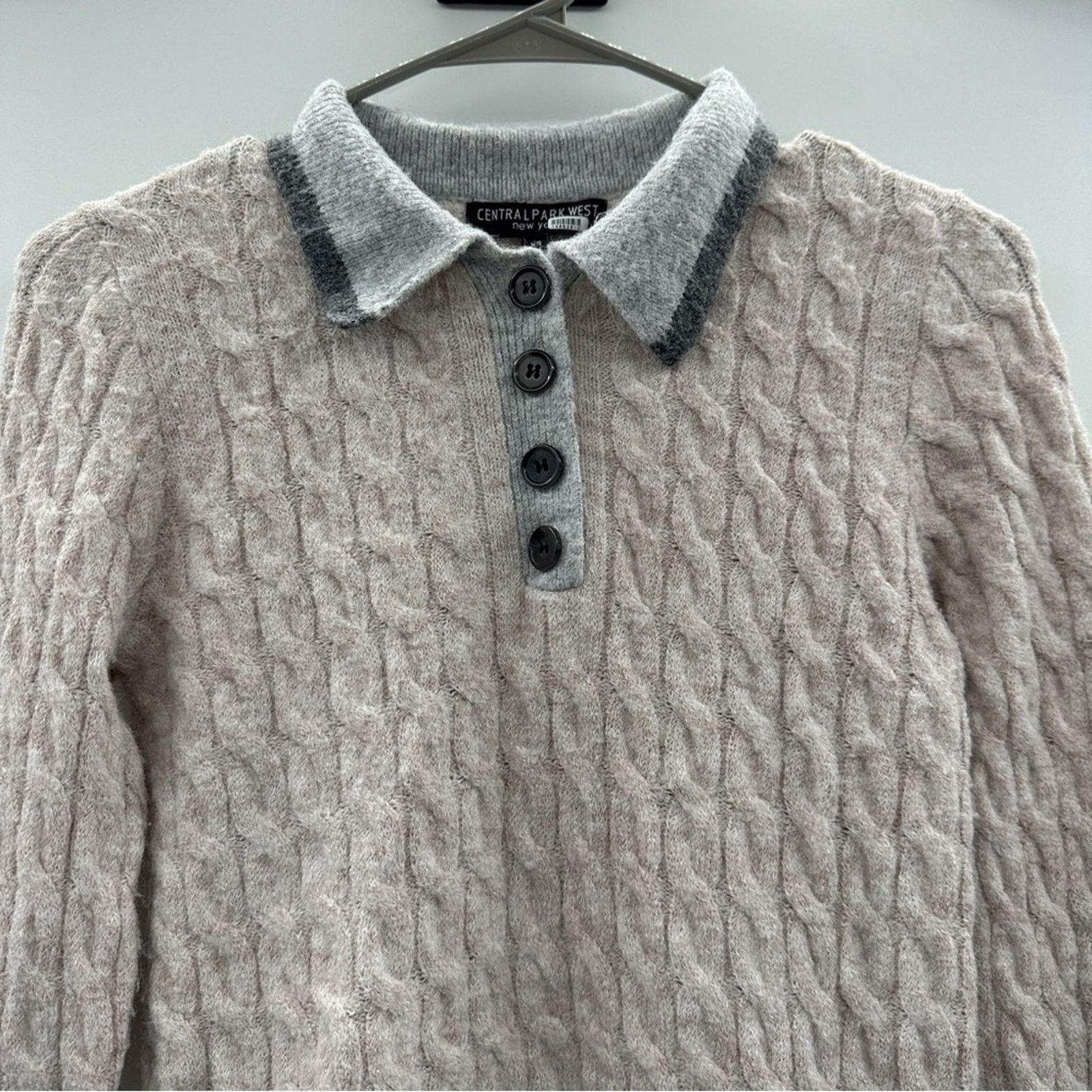 Central Park West RTR Central Park West Bobbie Cream Cable Knit Polo Sweater Size XXS / US 00 / IT 34 - 3 Thumbnail