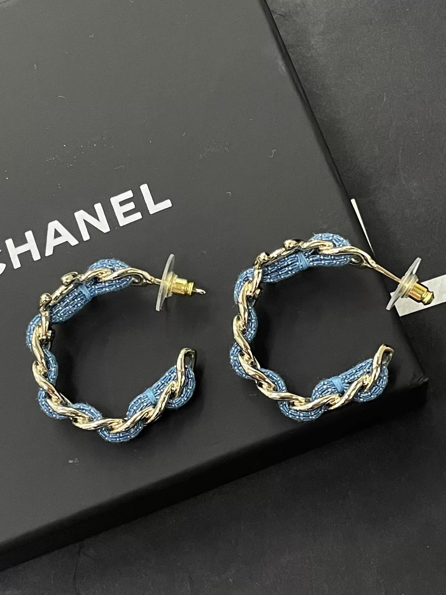 Chanel Chanel 25p Blue Denim Circle Earrings New With Box Size ONE SIZE - 3 Thumbnail