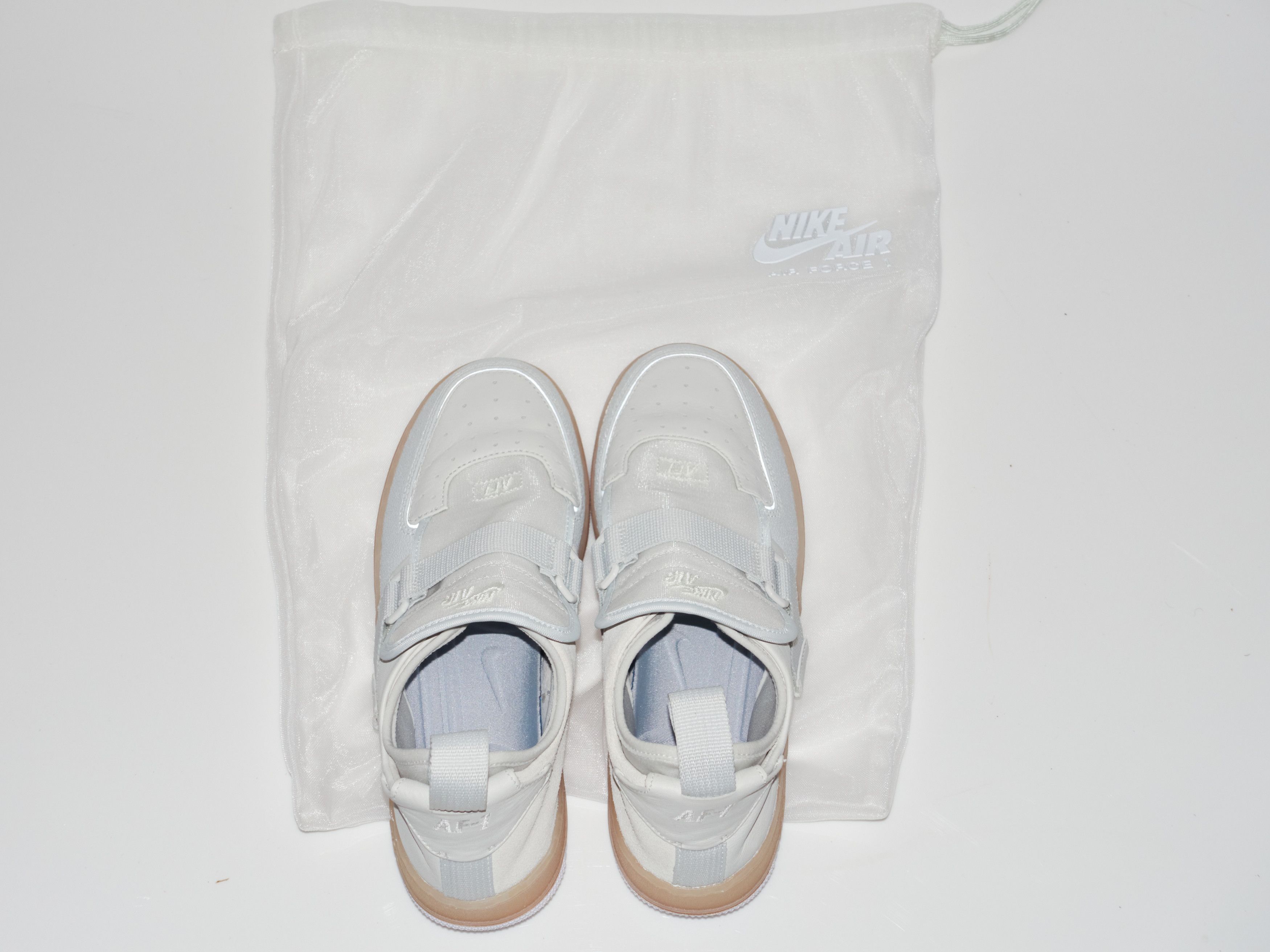 Nike Wmns Nike Air Force 1 Explorer XX Sz 7 AO1524-100 Size US 7 / IT 37 - 7 Thumbnail