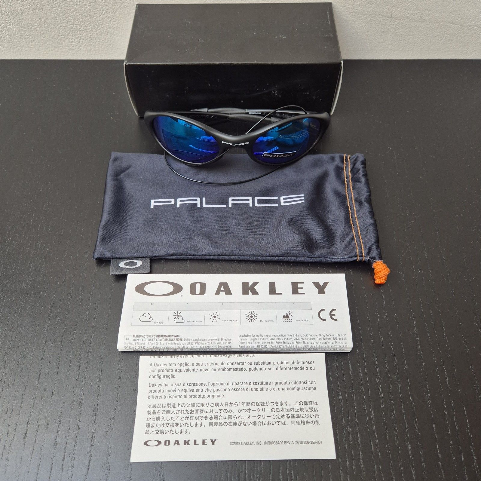 Oakley × Palace Palace x Oakley Eyejacket Matte Black Prizm Brand NewFW18 Size ONE SIZE - 1 Thumbnail