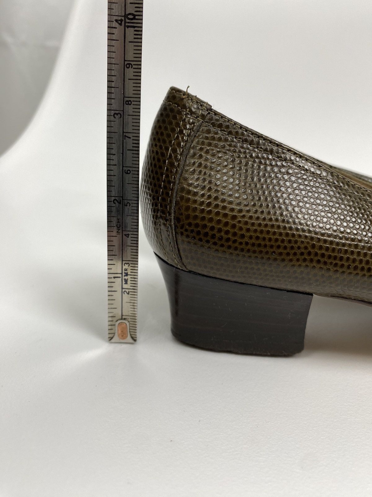 Salvatore Ferragamo × Vintage Vintage Salvatore Ferragamo Heels Size US 7 / IT 37 - 11 Thumbnail