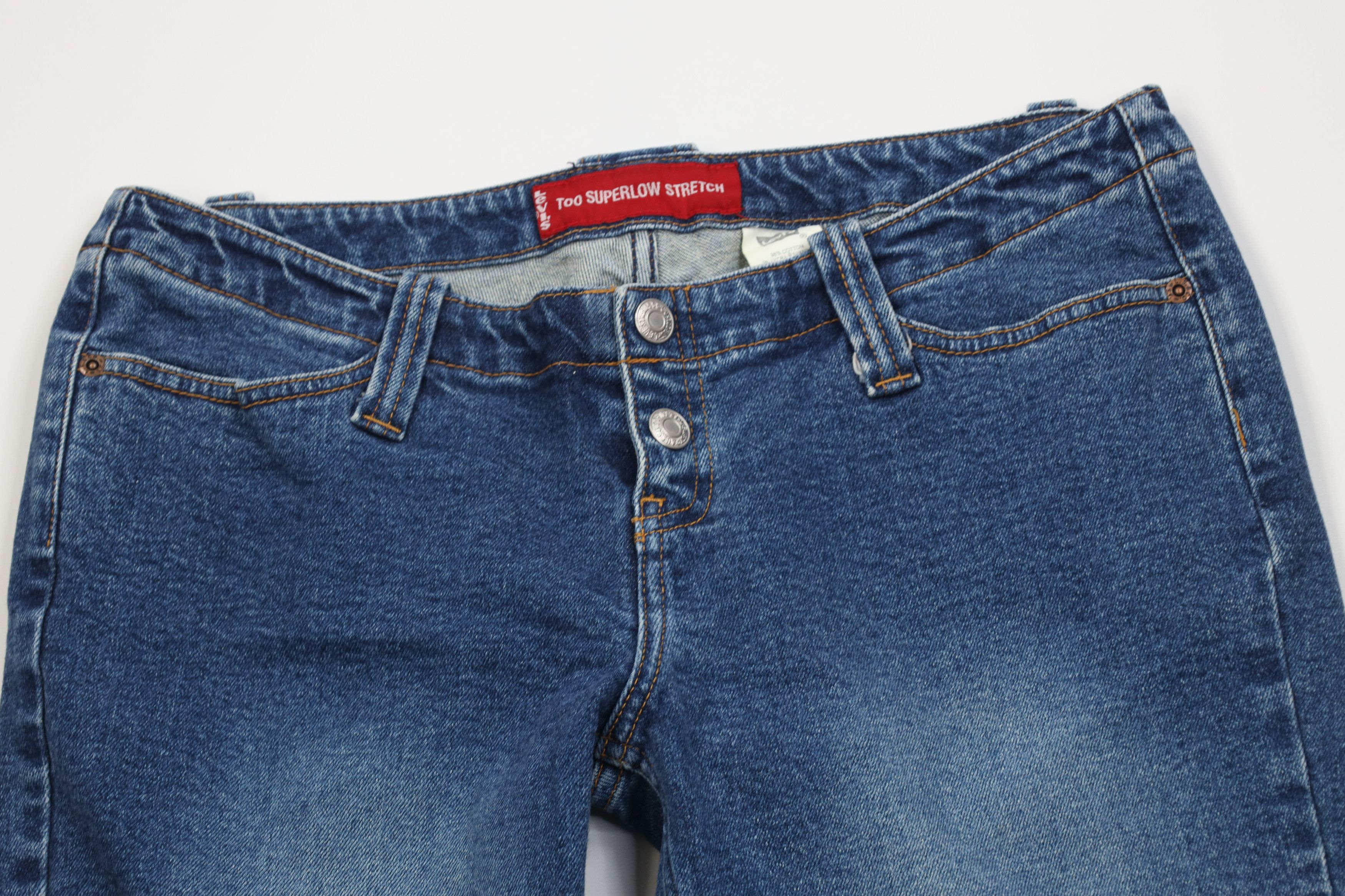 Levi's Vintage Y2K 2002 Levis 520 Low Stretch Flared Wide Leg Jeans Size 32" / US 10 / IT 46 - 2 Thumbnail