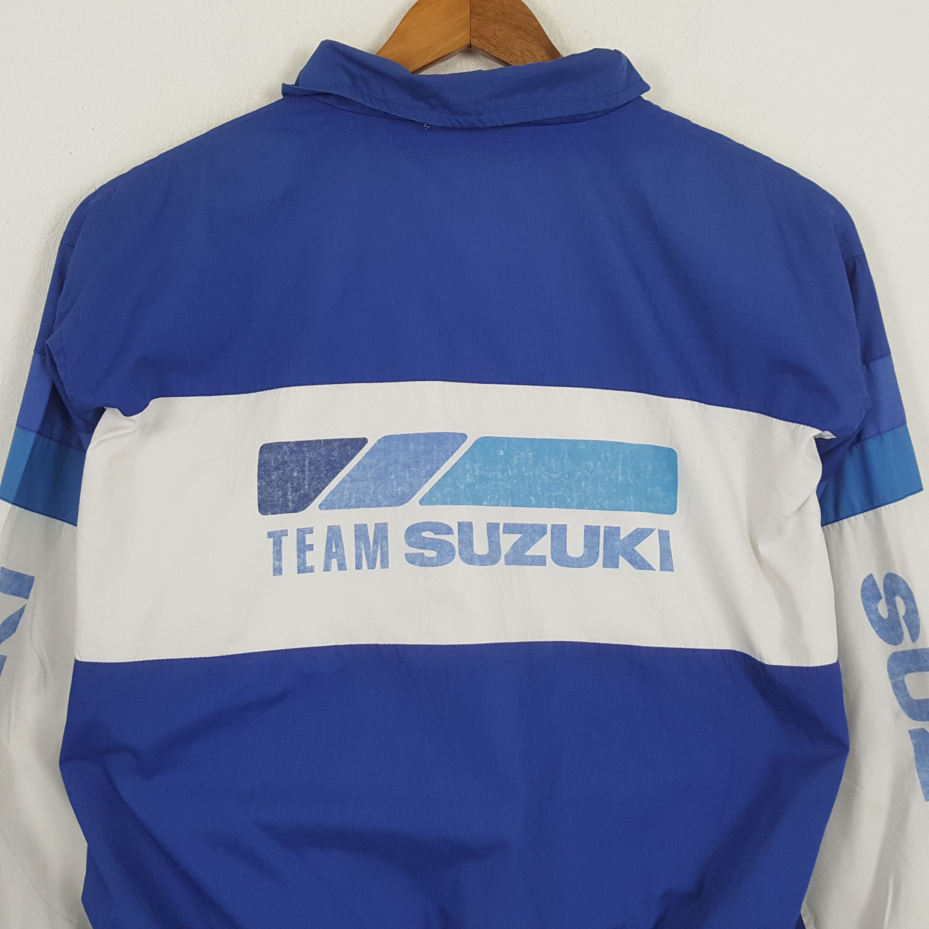 Japanese Brand × Vintage Vintage TEAM SUZUKI MotoGP Racing Team Jacket Size US XXL / EU 58 / 5 - 2 Thumbnail