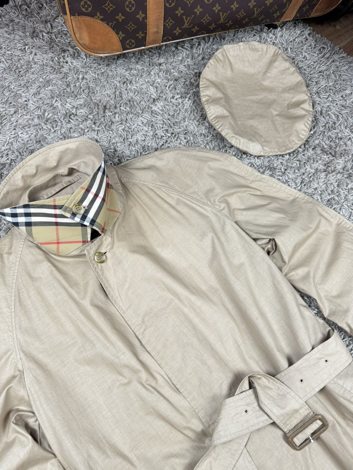 Burberry × Vintage Vintage trench coat Burberry original luxury streetwear item Size M / US 6-8 / IT 42-44 - 2 Thumbnail