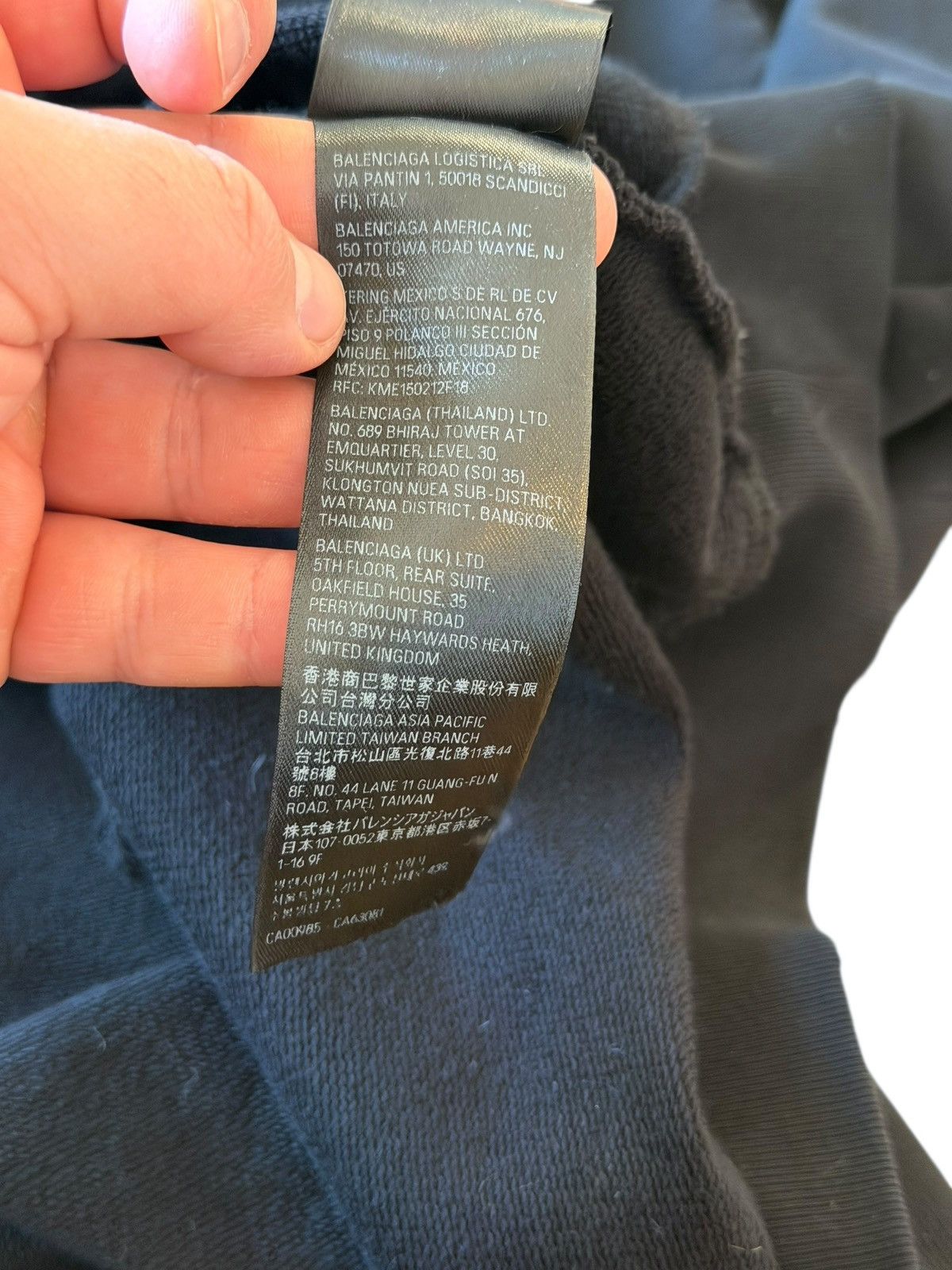 Balenciaga BALENCIAGA DEMNA SURFER SPORT HOODIE SIZE 3 Size US L / EU 52-54 / 3 - 16 Thumbnail