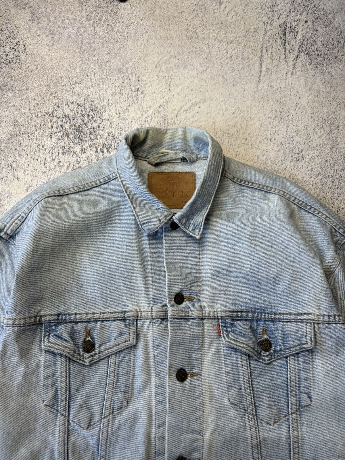 Levi's Vintage Levis Distressed Denim Jacket Made In USA Rare Y2K Size US L / EU 52-54 / 3 - 8 Thumbnail
