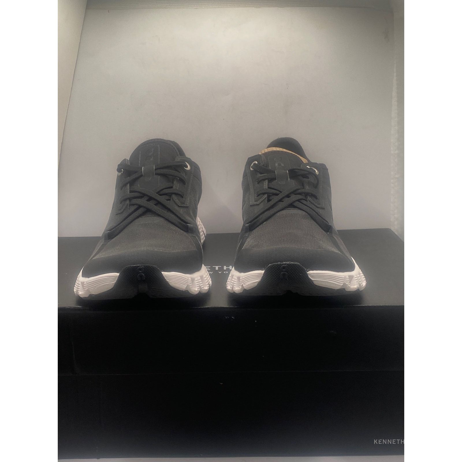 On Cloud X 3 AD Hybrid Training Black/White 3WD303000299 W6.5 Size US 6.5 / IT 36.5 - 2 Thumbnail