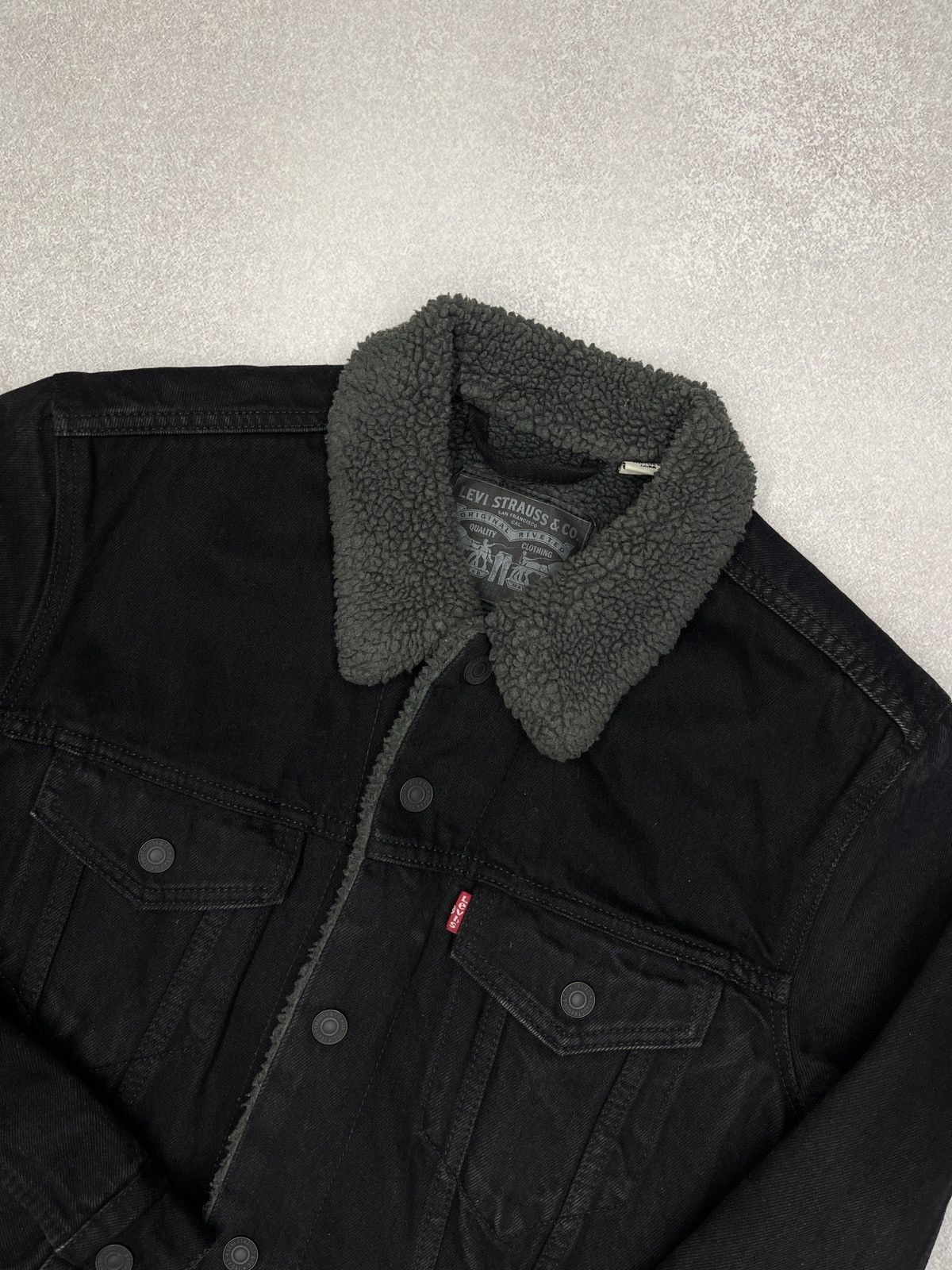 Levi's Mens Levis Sherpa Denim Jacket Black Y2K Size M Size US M / EU 48-50 / 2 - 4 Thumbnail