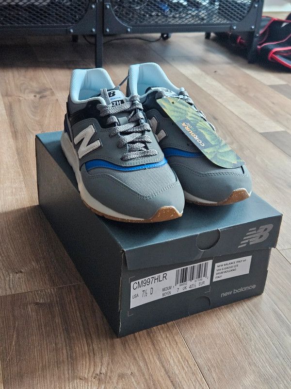 New Balance New Balance 997 40.5 Size US 7.5 / EU 40-41 - 1 Thumbnail