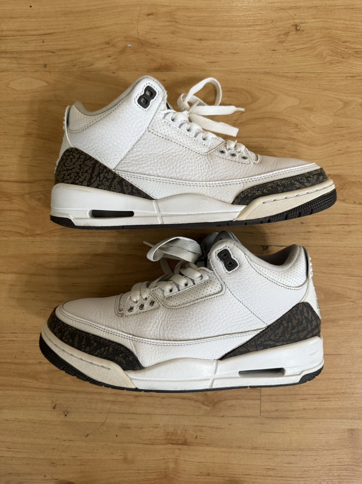 Jordan Brand 2018 jordan retro 3 mocha Size US 8 / EU 41 - 2 Thumbnail
