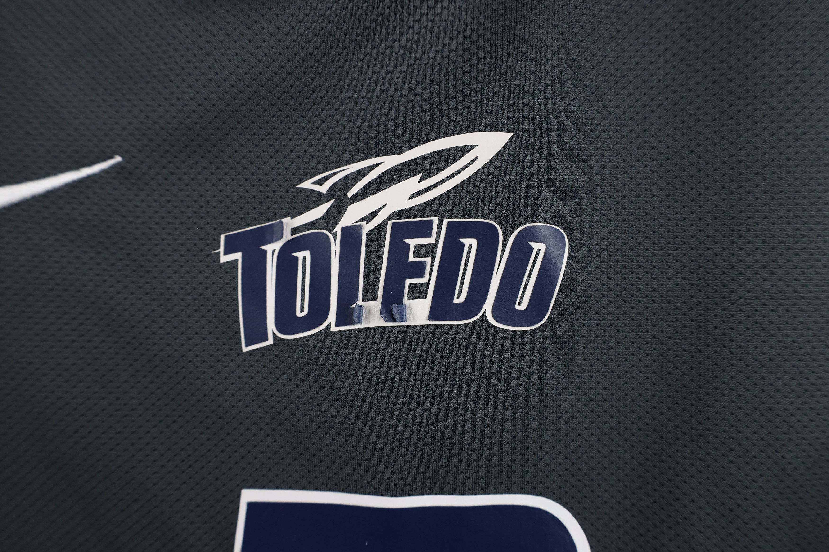 Nike Nike Game Worn University of Toledo Soccer Jersey Gray #3 Size US S / EU 44-46 / 1 - 5 Thumbnail