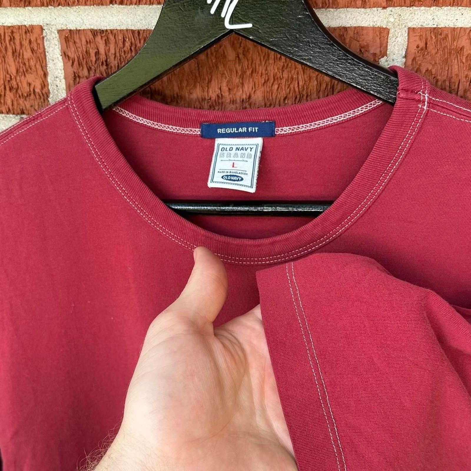 Old Navy Vintage old navy brand regular fit blank short sleeve shirt Size US L / EU 52-54 / 3 - 4 Thumbnail
