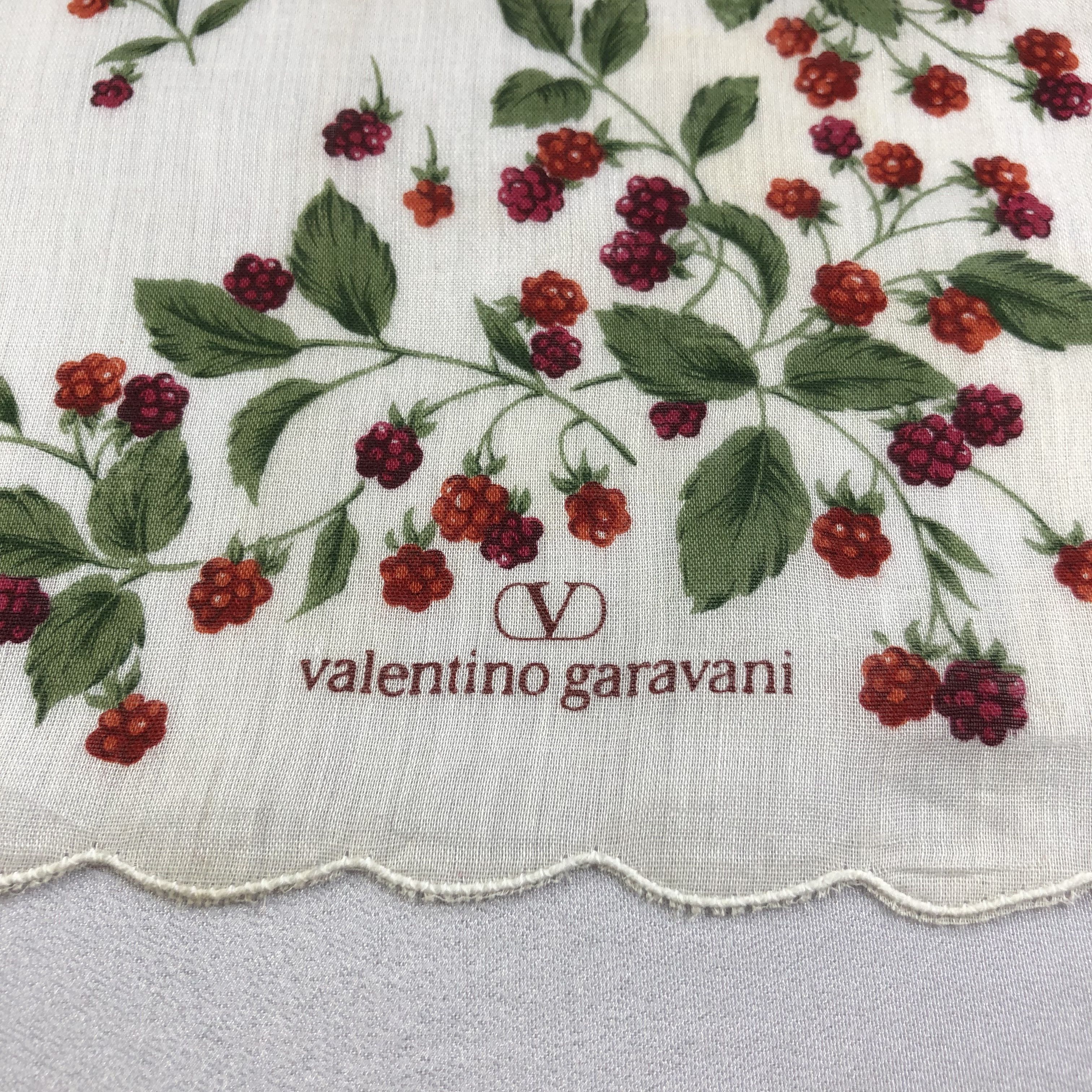 Vintage ValENTino GaRAVani Handkerchief Neckerchief Bandana H2006 Size ONE SIZE - 4 Thumbnail
