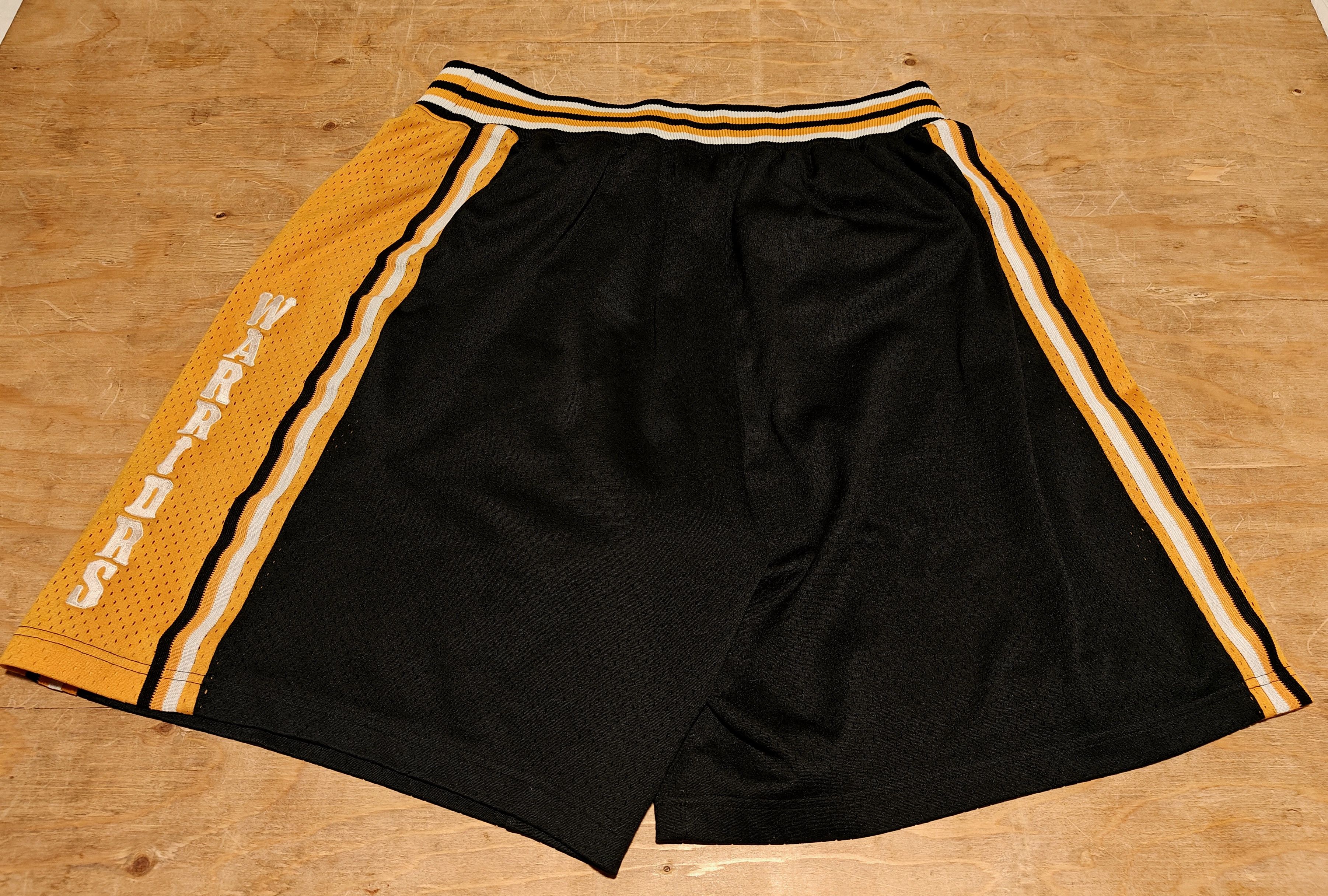 NBA × Nike × Vintage Vtg 90s Nike Golden State Warriors NBA Basketball shorts Size US 38 / EU 54 - 4 Thumbnail