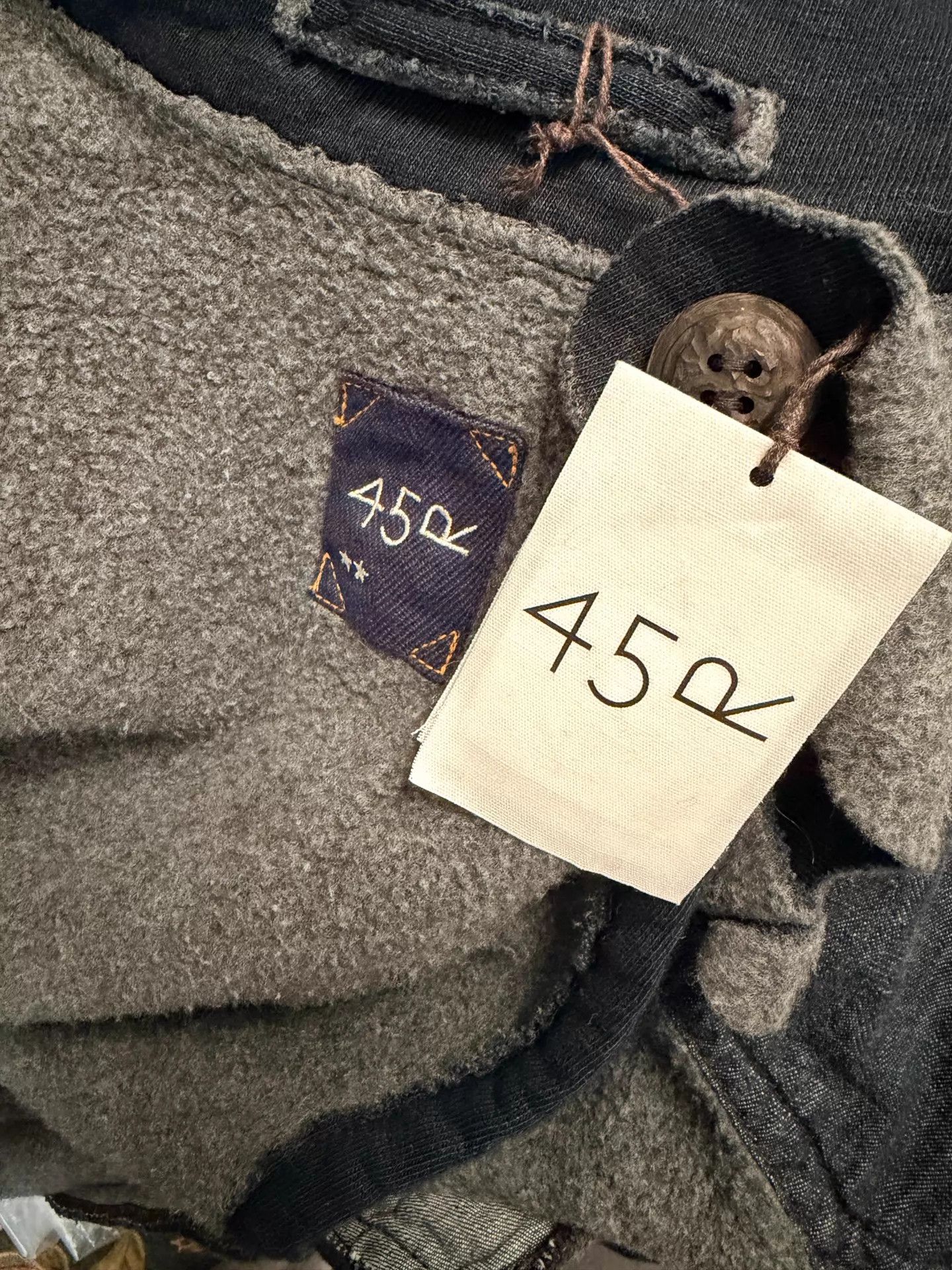 45rpm 45rpm new w/ tags Hokkaido fleece vest Se 2 knot 160 Size S / US 4 / IT 40 - 2 Thumbnail