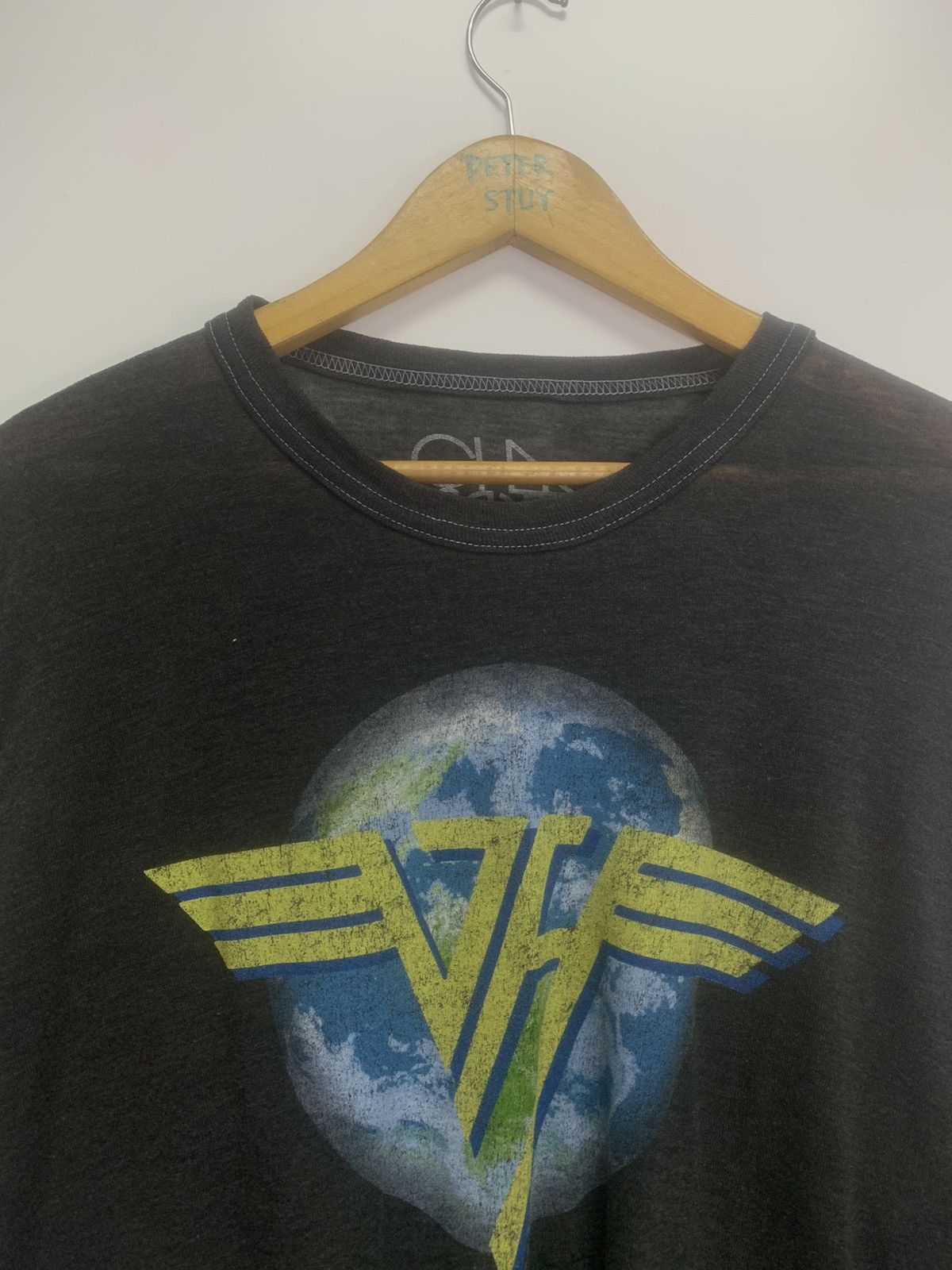 Band Tees × Vintage Vintage Van Hallen band women’s wear Size US M / EU 48-50 / 2 - 3 Thumbnail
