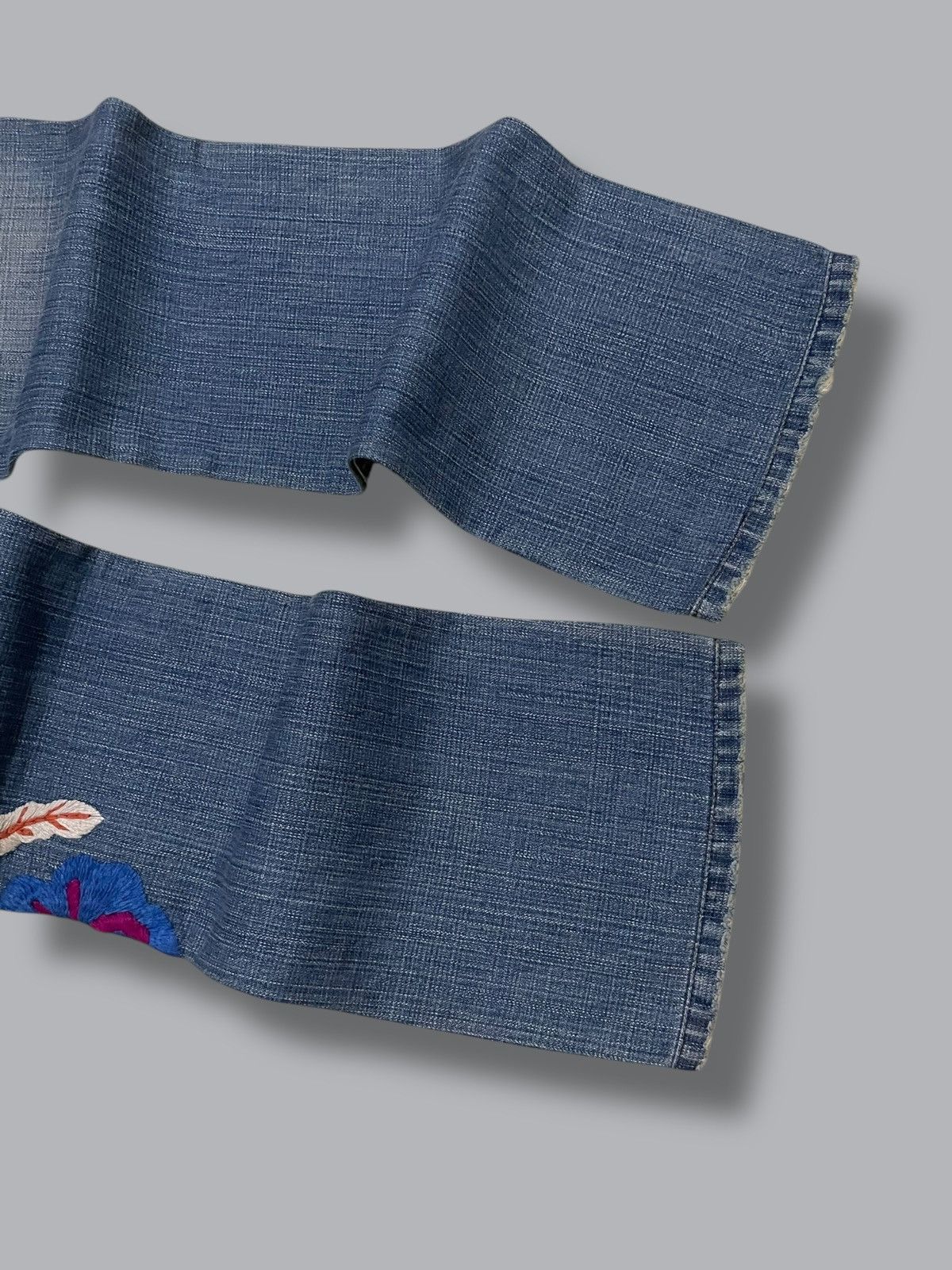 Japanese Brand Vintage 1990s Designer Swtich Usa Embroidered Art Denim Size US 29 - 13 Thumbnail
