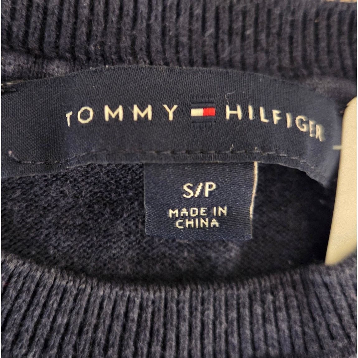 Tommy Hilfiger Vintage Tommy Hilfiger Sweater - Men's Small Size US S / EU 44-46 / 1 - 7 Thumbnail